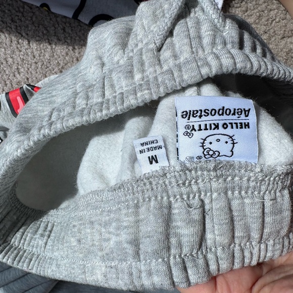 Hello Kitty set ๐ - Picture 2 of 4